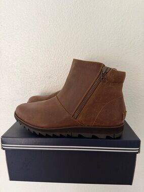 Sorel Harlow Womens Size US 8.5 Brown Zip Waterproof Leather Boots NL3735-242